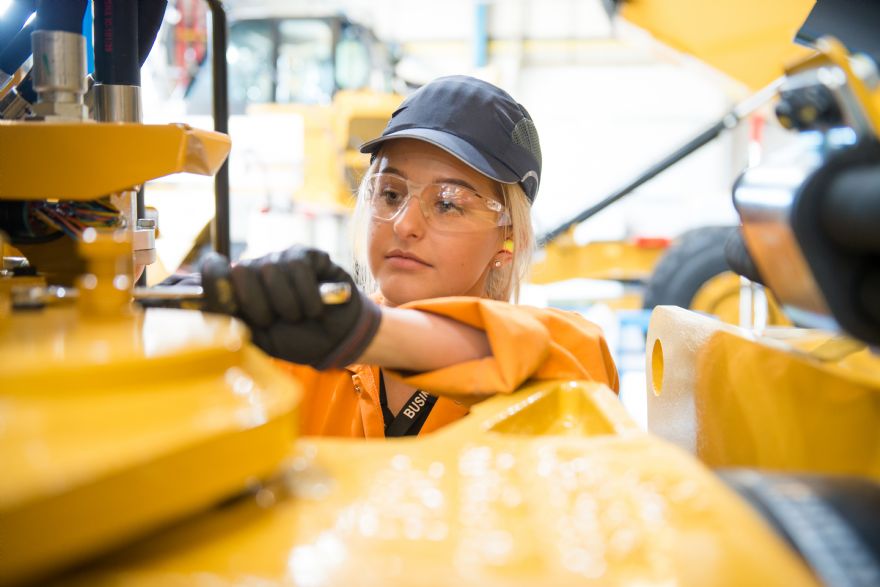 West Midlands leads in manufacturing job opportunities