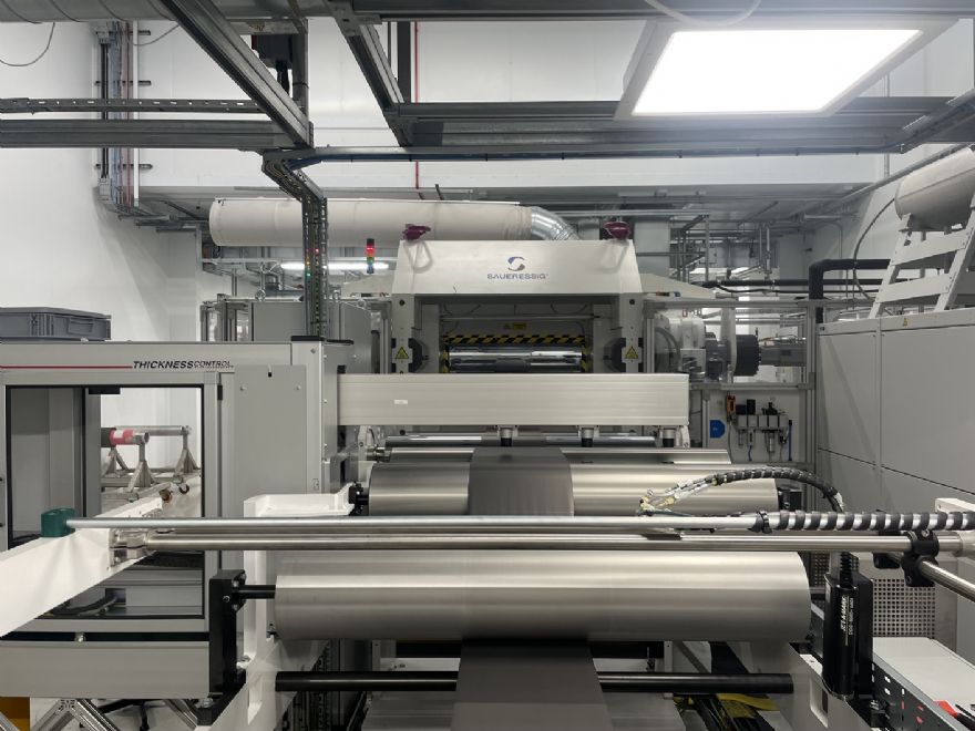 UKBIC validates Micro-Epsilon battery foil thickness technology