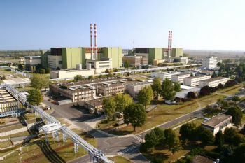 Hungary awards Russia nuclear power deal