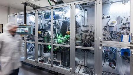 Porsche and Varta V4Smart